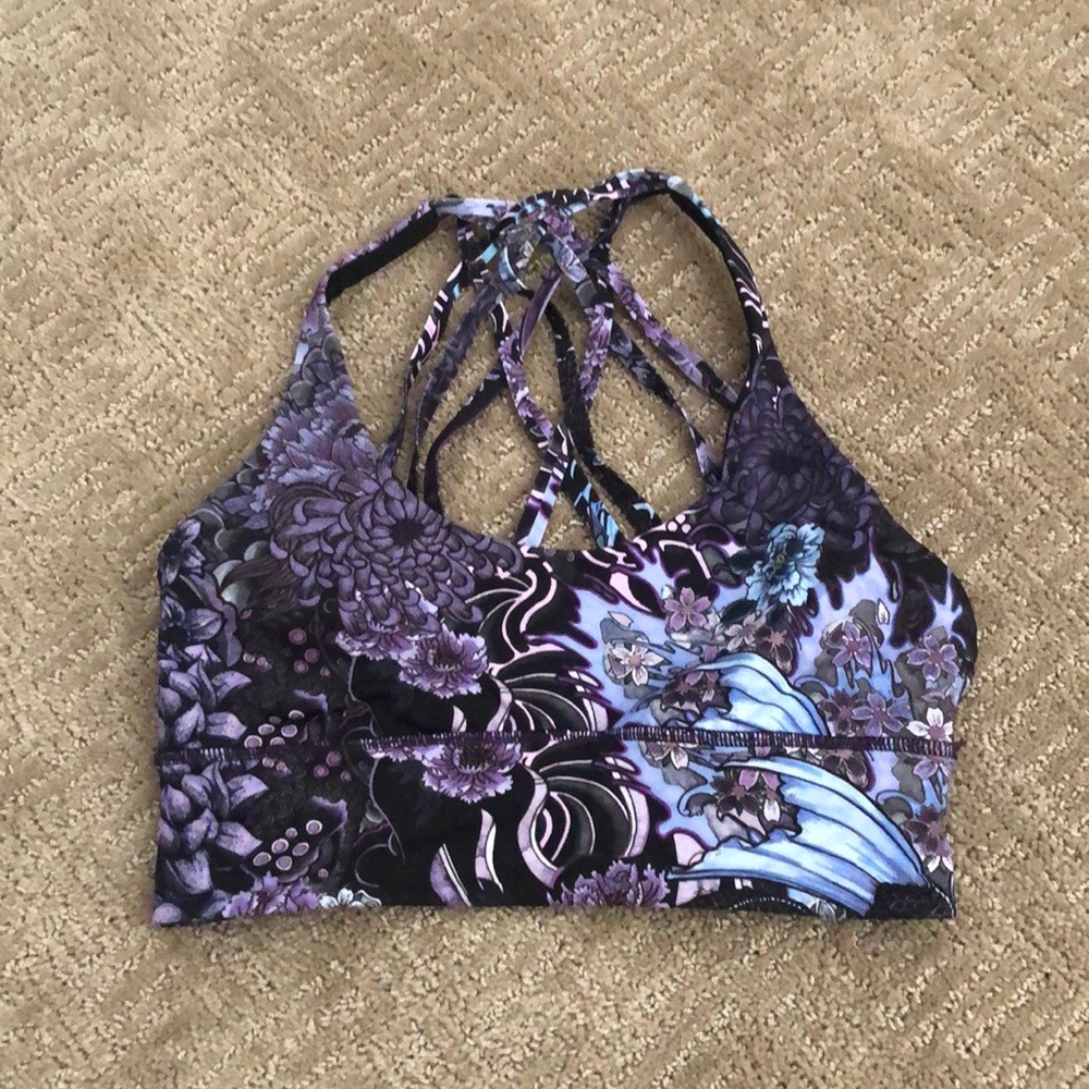 Lululemon Free to be Moved Bra